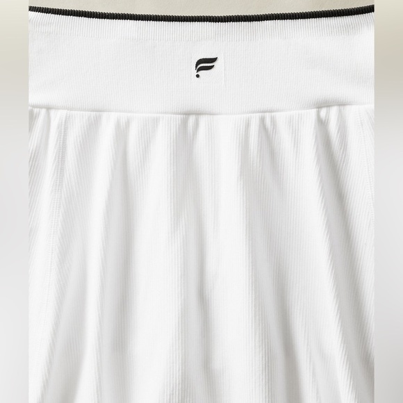 Fabletics Seamless Flounce Skirt size S - Picture 5 of 10